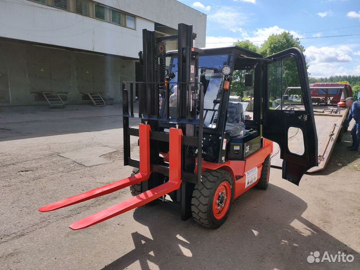Вилочный погрузчик Reddot CPCD35T3, 2023