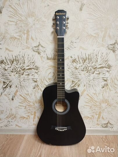 Акустическая гитара бу