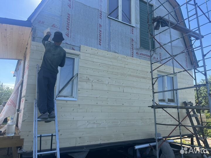 Бригада строителей