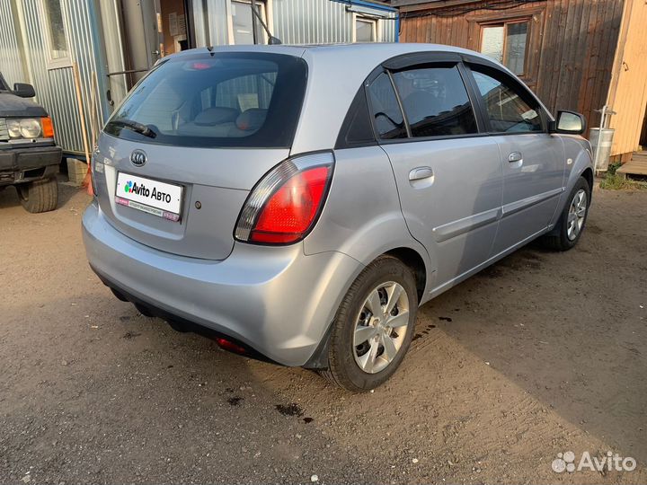 Kia Rio 1.4 AT, 2011, 206 000 км