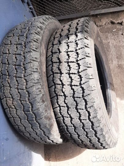 Шины 225 75 16 бу один месяц