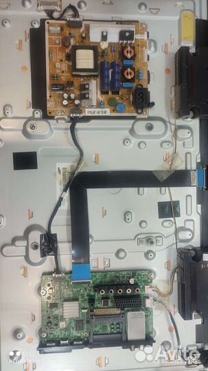 Подсветка и платы от телевизора Samsung UE32H4270