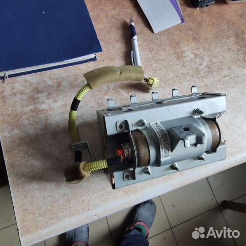 Подушка безопасности toyota corolla fielder 141