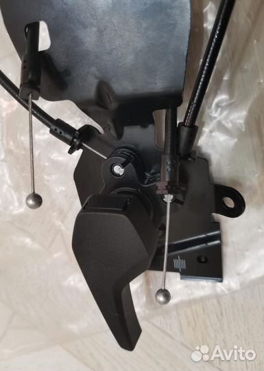 Audi Q8 ручка открывания капота трос замка капота