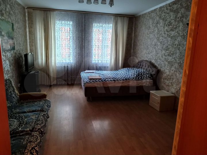 2-к. квартира, 80 м², 5/15 эт.