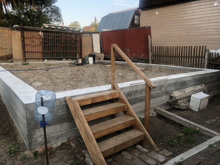 Дом 10 м² на участке 4,5 сот.