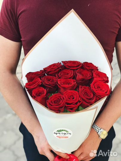 Бесплатная доставка, цветы, букет 51 роза и 101