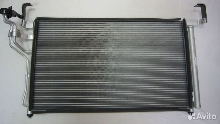 Радиатор кондиционера Хендай Гранд Старекс
