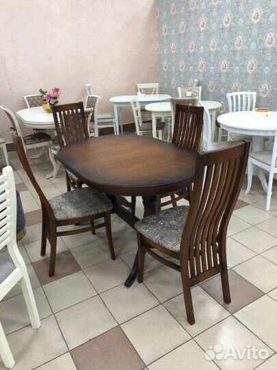 Стул деревянный для кухни гостиной