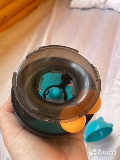 Игрушка кормушка для кота