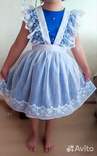 Белый школьный фартук, новый