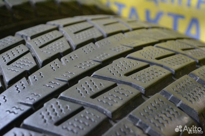 Dunlop Winter Maxx SJ8 225/65 R17