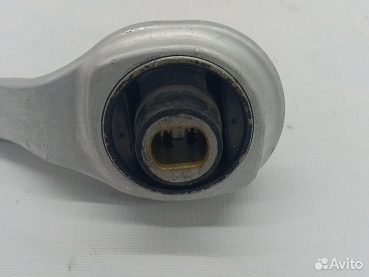 Рычаг передний левый W211