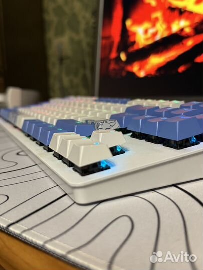 Red square aquarius клавиатура механическая