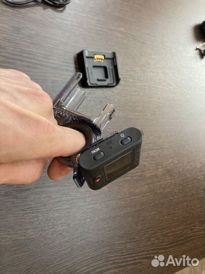 Пульт для экшн камеры Sony RM-LVR3