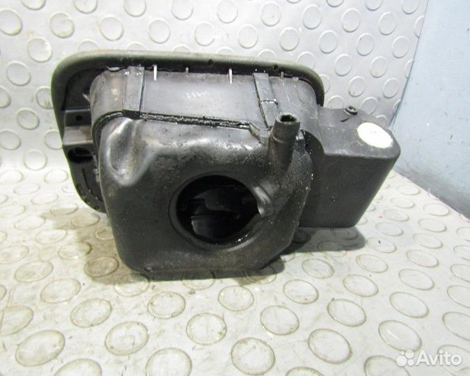 Skoda Superb 2 Лючок бензобака