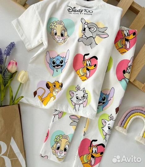 Костюм 128 Zara для девочки новый