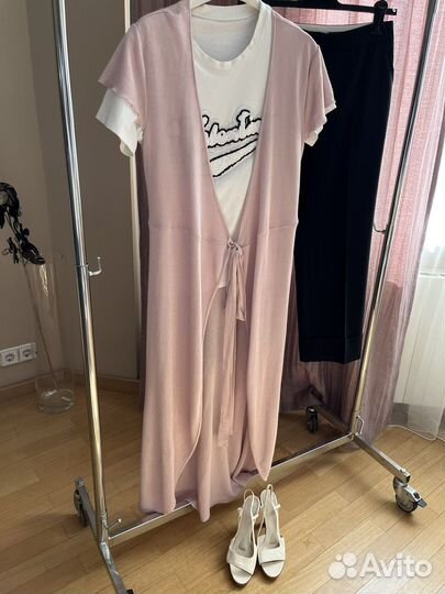 Пакет брендовых женских вещей