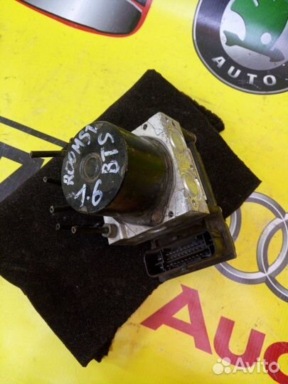 Блок abs передний Skoda Fabia хетчбек 4 дв. 1.4