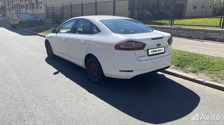 Ford Mondeo 1.6 МТ, 2011, 200 000 км