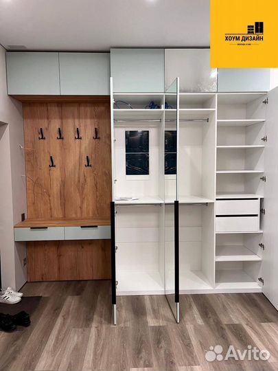Встроенный распашной шкаф