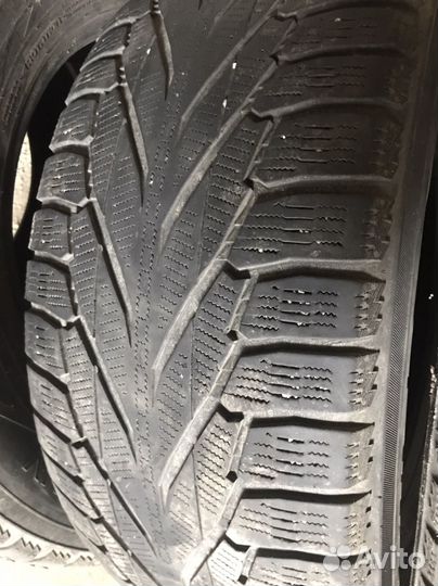Nokian Tyres Hakkapeliitta R 285/60 R18