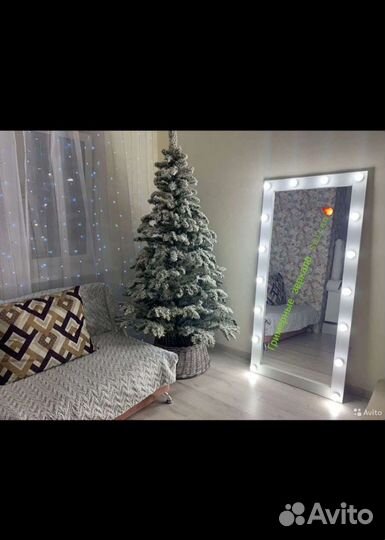 Зеркало напольное