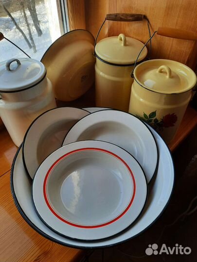 Эмаль ссср:бидоны тазики тарелки дуршлаг