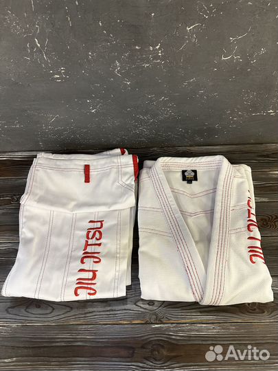 Кимоно для джиу-джитсу