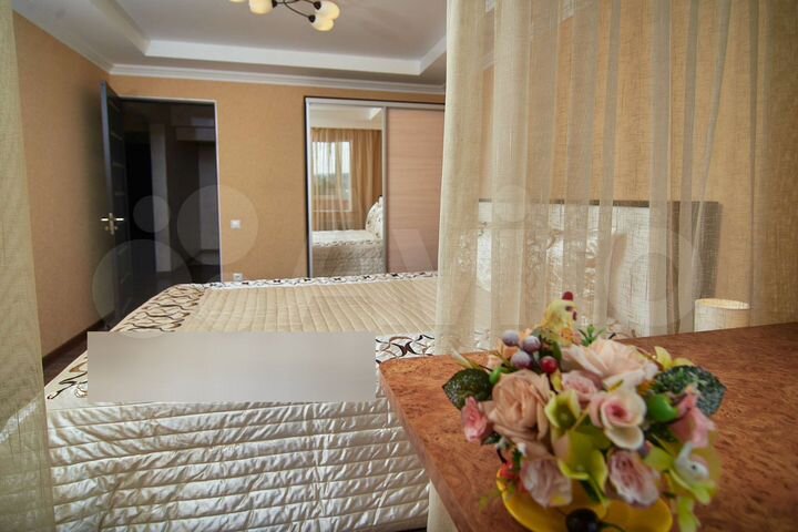 3-к. квартира, 90 м², 12/12 эт.