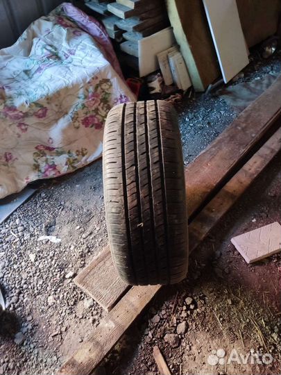 Roadstone N'Fera RU5 255/50 R20