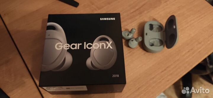 Samsung gear IconX 2018 TWS Наушники