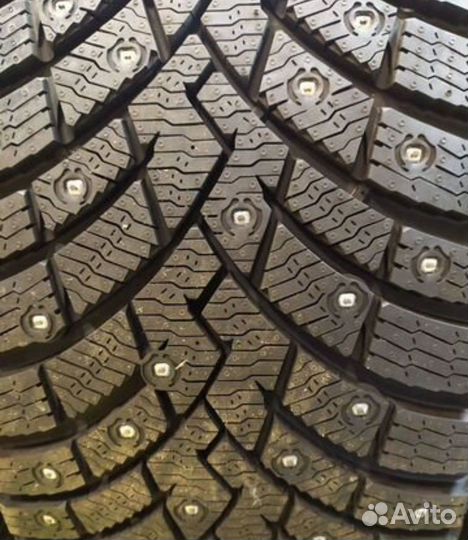 Pirelli Ice Zero 2 215/65 R16