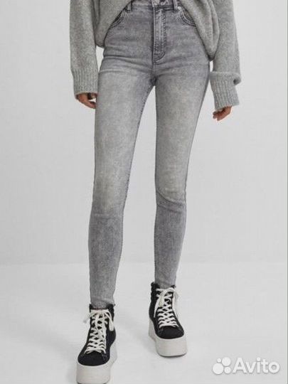 Джинсы bershka
