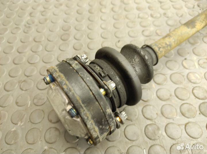 Привод задний Mercedes-Benz W210 M119.985 4.2 1997