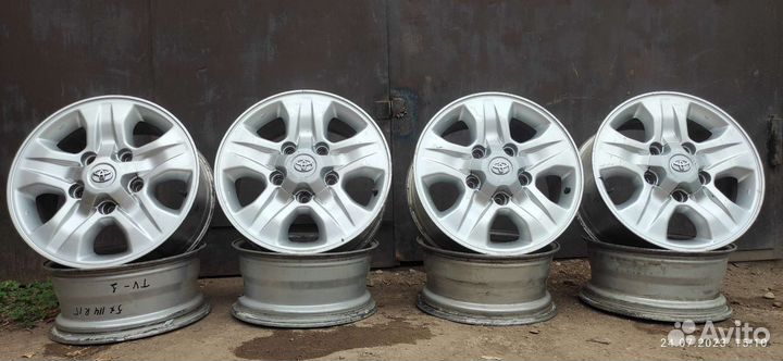 Оригинальные диски R17 Toyota Land Cruiser