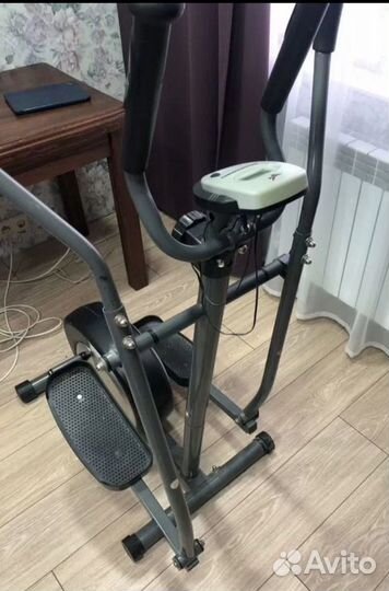 Эллиптический тренажер