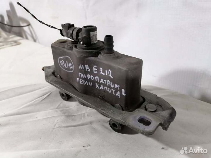 Пиропатрон левый Mercedes-Benz E-Class W212