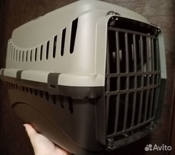 Переноска пластиковая для животных