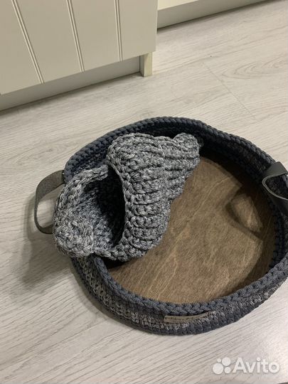 Поднос вязанный