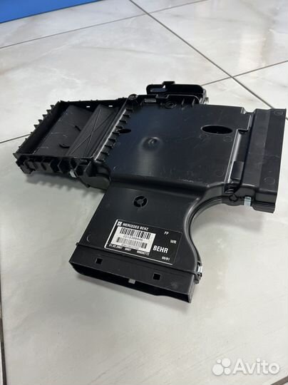 Воздуховод печки Mercedes S221