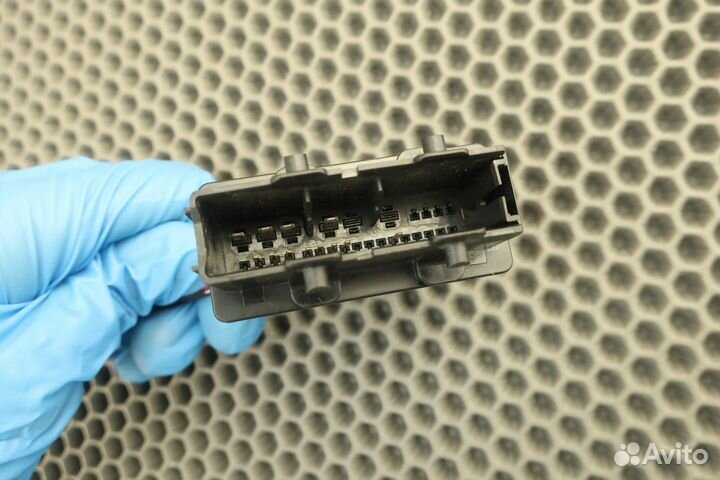 Разъем VAG 8K0972701