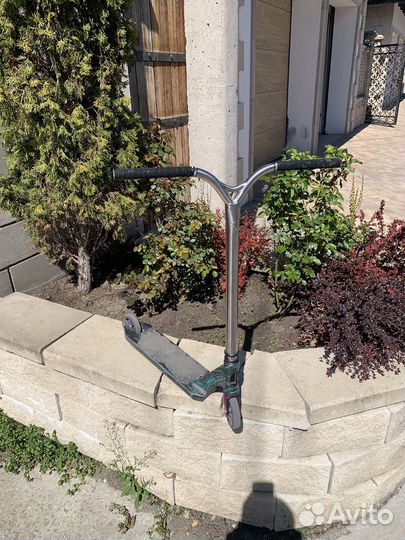 Трюковой самокат парк