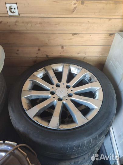 R17 Continental ContiRV20 245/45, PCD 3x115 DIA 54.1