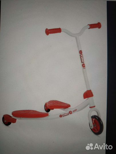 Самокат инерционный yvolution