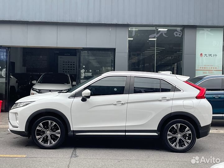 Mitsubishi Eclipse Cross 1.5 CVT, 2021, 21 800 км