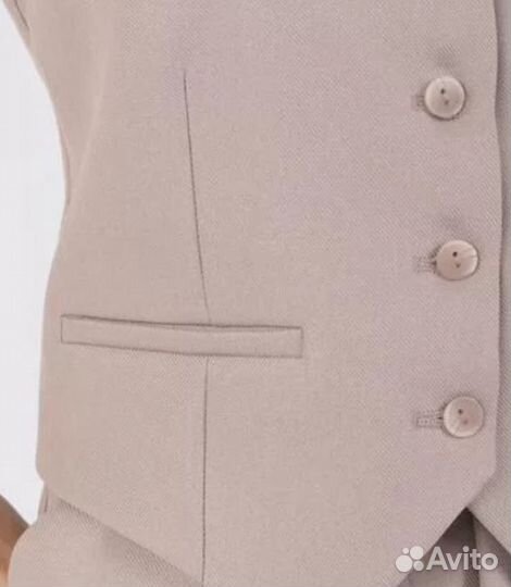 Новый костюм 44