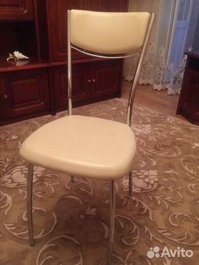 Продаю стулья