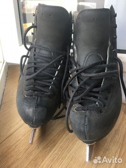 Фигурные коньки risport RF3 235