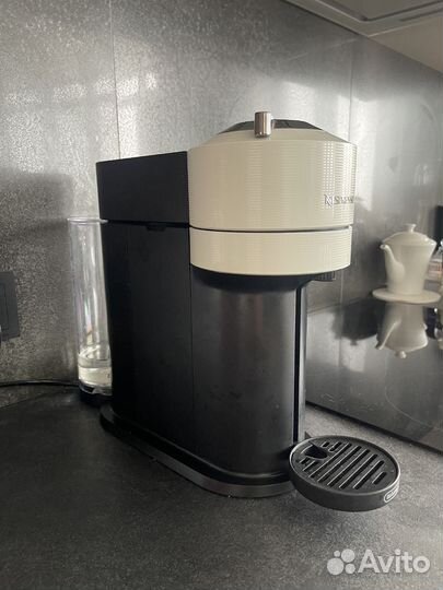 Кофемашина Nespresso vertuo